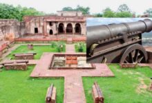 500 साल पुरानी 3 टन वजनी ऐतिहासिक तोप चोरी, हथियारबंद बदमाशों ने दिया वारदात को अंजाम 5 010
