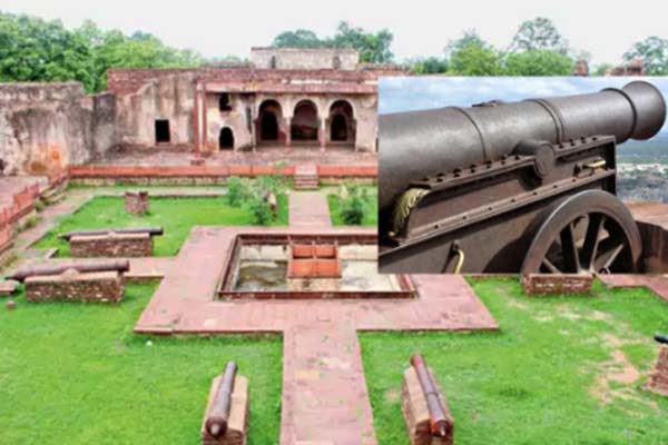 500 साल पुरानी 3 टन वजनी ऐतिहासिक तोप चोरी, हथियारबंद बदमाशों ने दिया वारदात को अंजाम 1 010