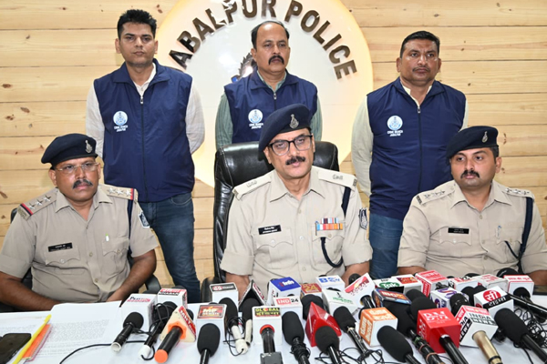 20 मामलों के आरोपी लकी पटेल पर एनएसए की कार्रवाई, केंद्रीय जेल भेजा गया 1 02 22