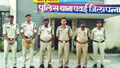 प्रेमी के साथ मिलकर पति पर करवाया अटैक, घर पर सोते समय दिया वारदात को अंजाम, पत्नी को गिरफ्तार किया पुलिस ने, महिला के प्रेमी की तलाश कर रही पुलिस 8 03 19