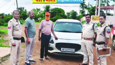 नेशनल हाईवे पर ओवरटेक करने के विवाद पर चाकूबाजी, वारदात को अंजाम देने वाले मुख्य आरोपी को गिरफ्तार किया निवार पुलिस ने 7 04 10