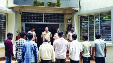मारपीट के मामले में पुलिस को चकमा देकर काट रहे थे फरारी, कुठला पुलिस ने दबोचा, जुआ फड़ में दबिश 6 05 12