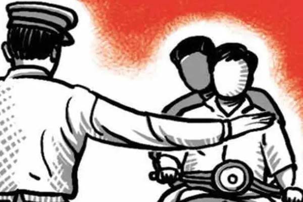 नशे में धुत युवक ने एएसआई पर चढ़ाई बाइक,आरोपी गिरफ्तार 1 09 4