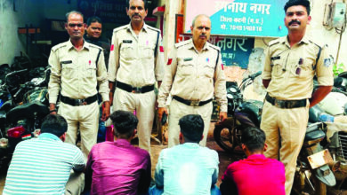 चार बदमाशों ने अंजाम दी लूट, पुराने विवाद को लेकर युवक का अपहरण कर लूटा्र, रंगनाथनगर पुलिस ने किया खुलासा, बुलेट, एम्बुलेंस और नगदी बरामद 8 101 3
