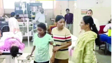 छात्रावासों में कब सुधरेंगी व्यवस्थाएं, सरसवाही में संचालित अनुसूचित जनजाति छात्रावास में छात्राओं की बिगड़ी तबियत, आदिम जाति कल्याण विभाग के अधिकारियों की कार्यप्रणाली पर लगा सवालिया निशान 7 102