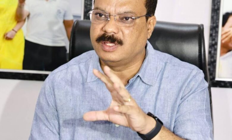 यूसीसी पर सरकार स्थिति स्पष्ट करे, आदिवासी हितों से समझौता नहीं होना चाहिए: उमंग सिंघार दतिया उपचुनाव में कांग्रेस की जीत का दावा, अवधेश नायक का भविष्य पार्टी में सुरक्षित बताया 1 IMG 20260717 WA00051