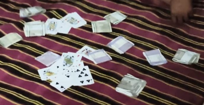 गढ़ा पुलिस का जुए के फड़ पर छापा, पांच जुआरी गिरफ्तार 1 IMG 20260718 WA0005