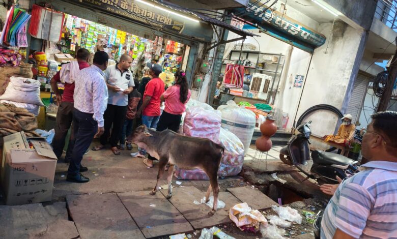 गंदगी और प्रतिबंधित पॉलीथिन पर नगर निगम की कार्रवाई 1 IMG 20260720 WA0048