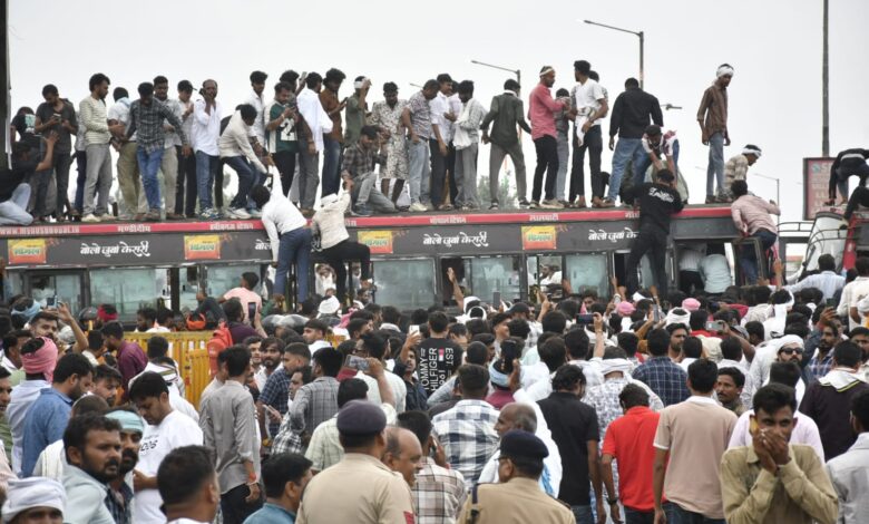 रोशनपुरा पहुंचे किसान, सीएम हाउस की ओर बढ़े कदम, राजधानी में हाई अलर्ट, अतिरिक्त पुलिस बल तैनात 1 IMG 20260729 WA0160