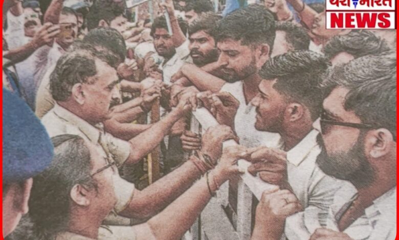 जंतर-मंतर लाठीचार्ज का विरोध: NSUI का बवाल, पुलिस ने बैरिकेडिंग पर रोका, 25 गिरफ्तार 1 InCollage 20260725 131307085