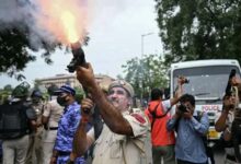 संसद मार्च पर बवाल,पुलिस ने छोड़े आंसू गैस के गोले, अभिजीत दीपके और गीतांजलि अंगमो को रोका 12 Untitled 2 copy 5