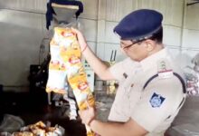 गंगा फूड के नाम पर नकली स्नैक्स बनाने वाली फैक्ट्री पर पुलिस का छापा 4 Untitled 3 copy 4