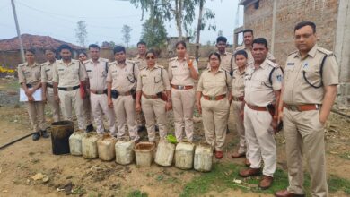 भोपाल आबकारी विभाग की कार्रवाई: जंगलों से 2 हजार किलो महुआ लहान और अवैध शराब जब्त 7 WhatsApp Image 2026 07 01 at 11.34.53