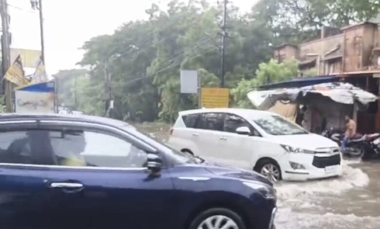 भोपाल में मानसून ने दिखाई रफ्तार, झमाझम बारिश से जनजीवन प्रभावित 1 WhatsApp Image 2026 07 02 at 17.32.28