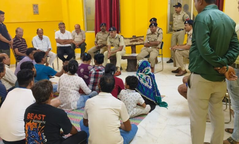 शीतल हाइट्स कॉलोनी में पहुंचे सीपी संजय कुमार, नागरिकों से की चर्चा 1 WhatsApp Image 2026 07 24 at 12.28.02