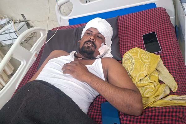 कछपुरा रेलवे फाटक के पास युवक पर चाकू-बका से जानलेवा हमला, FIR के लिए भटक रहा परिवार 1 01 10