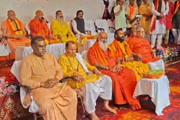 हनुमानताल में दिखा समरसता का रंग, कजलियां महोत्सव में दिखी सांस्कृतिक विविधता 1 010 2