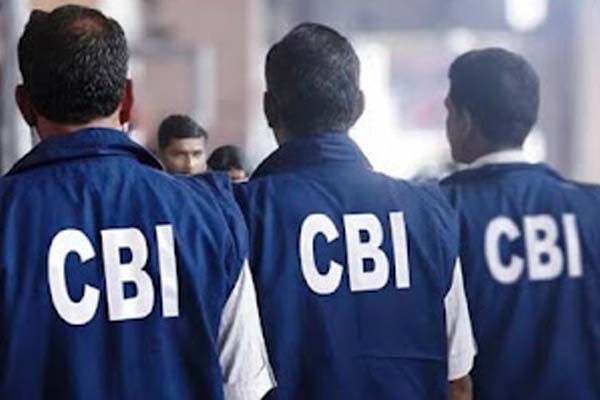 रिश्वत की पहली किश्त लेते सीबीआई के हत्थे चढ़े बीएसएनएल के दो अफसर 1 02 12
