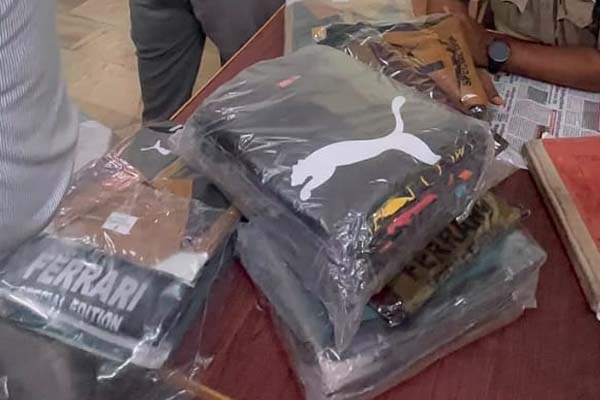पूमा के नाम-लोगो वाले नकली कपड़ों के कारोबार का खुलासा, 496 नग टीशर्ट-लोवर-हुडी जब्त 1 05 7