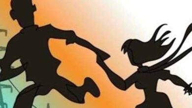 यशभारत ब्रेकिंग : जम्मू से नाबालिग को भगाकर जबलपुर में छिपा था युवक, अधारताल पुलिस ने दबोचकर किया दस्तयाब 6 08 3