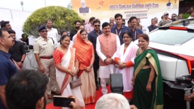 शौर्य स्मारक से मुख्यमंत्री ने दिया एकता और राष्ट्रभक्ति का संदेश डिजिटल लाइब्रेरी और विभाजन विभीषिका फोटो गैलरी का किया शुभारंभ, तिरंगा यात्रा को दिखाई हरी झंडी 10 IMG 20260814 WA0003 1