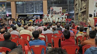 भोपाल रेलवे स्टेशन पर गूंजा देशभक्ति का संगीत आरपीएफ बैंड की प्रस्तुति ने यात्रियों में भरा राष्ट्रप्रेम का जोश, वंदे मातरम् की धुन पर झूमे लोग 9 IMG 20260814 WA0004