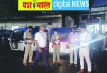 ऑटो चालकों पर यातायात पुलिस की सख्ती, लाइसेंस, वर्दी, इंश्योरेंस और ओवरलोडिंग की हुई जांच, नियम तोडऩे पर कार्रवाई 10 IMG 20260818 WA0018