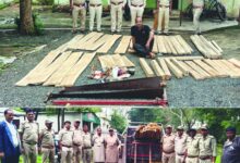 ढीमरखेड़ा में बढ़ई के घर वन विभाग की रेड, अवैध सागौन चिरान और बढ़ईगिरी के औजार जब्त, जंगल से सागौन काट कर करता था व्यापार 8 IMG 20260818 WA0021 1
