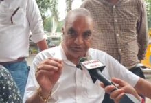 कमर्शियल लाइसेंस फीस पर व्यापारियों का मोर्चा, भोपाल नगर निगम से शुल्क हटाने की मांग प्रदेश में एक समान व्यवस्था नहीं तो भोपाल के कारोबारियों पर अतिरिक्त बोझ क्यों? 10 IMG 20260819 WA0002