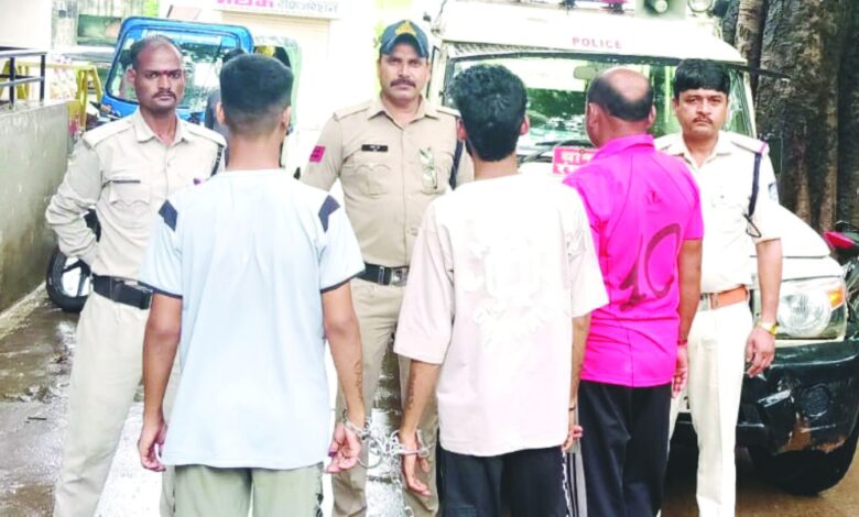 स्कूटी से शराब की तस्करी करते हुए आरोपी गिरफ्तार, रंगनाथनगर पुलिस ने दी दबिश, भारी मात्रा में शराब बरामद 1 IMG 20260820 WA0018