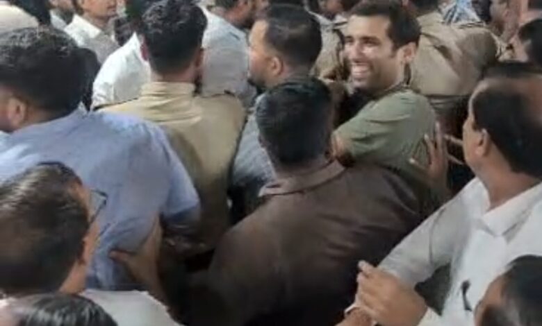 डीपीआई कार्यालय में हंगामा, अखिल भारतीय विद्यार्थी परिषद के छात्र कार्यकर्ताओं और कर्मचारियों में झड़प 1 IMG 20260821 WA0001