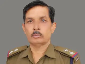 अचेत मिले बजरिया थाने के SI राकेश मिश्रा, अस्पताल में डॉक्टरों ने मृत घोषित किया 1 IMG 20260821 WA0024