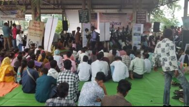 सरकारी स्कूलों के सिमटते दायरे पर नीलम पार्क में प्रदर्शन एक साल में देशभर के 4 791 स्कूल बंद, इनमें 2426 मध्यप्रदेश के शिक्षा व्यवस्था पर उठे सवाल 7 IMG 20260824 WA0002