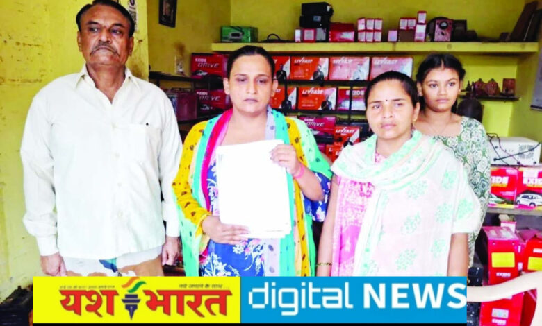 मेरा बेटा फांसी लगाकर आत्महत्या नहीं कर सकता, मां ने जताया हत्या का संदेह, अंतिम संस्कार की सूचना भी नहीं दी, एसपी को दी शिकायत, निष्पक्ष जांच की मांग 1 IMG 20260809 144713
