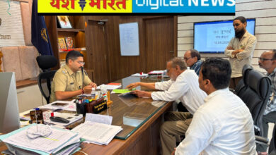 शिकायत से समाधान तक, जनसुनवाई में बढ़ रहा आमजन का विश्वास, पुलिस अधिकारियों ने लोगों की समस्याएं सुनकर दिए निराकरण के निर्देश 9 IMG 20260818 221351