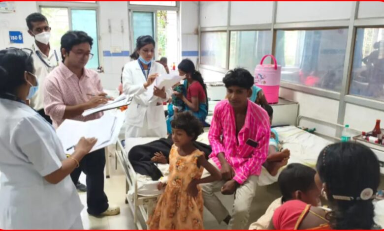 बैगा अंचल में रहस्यमय बीमारी का कहर : 39 बच्चे भर्ती 1 InCollage 20260814 203138860