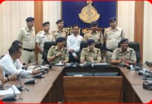 फर्जी फर्मों के 30 से ज्यादा खाते खोलकर करोड़ों का ऑनलाइन सट्टा कारोबार : 2.69 करोड़ नकद बरामद 2 InCollage 20260819 161336010