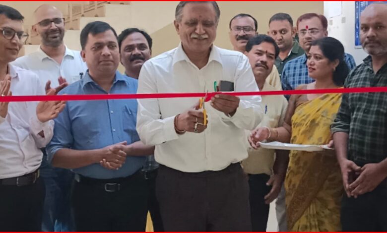 अब एक क्लिक पर मिलेगी मेडिकल रिसर्च की दुनिया: बीएमसी में शुरू हुई हाईटेक ई-लाइब्रेरी 1 InCollage 20260821 134526350
