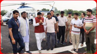 मंदाकिनी के सैलाब के बीच चित्रकूट पहुंचे मुख्यमंत्री : हेलीकॉप्टर से लिया बाढ़ प्रभावित क्षेत्रों का जायजा 5 InCollage 20260830 112506054