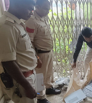 भोपाल में उद्घाटन से पहले ई-लाइब्रेरी में चोरी, कंप्यूटर समेत सामान गायब 1 Screenshot 2026 08 21 144953