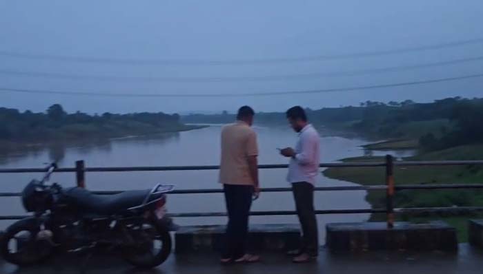 यश भारत ब्रेकिंग..भड़पुरा घाट में महाराष्ट्र के पिता-पुत्र डूबे, मचा हड़कंप…देंखे वीडियो 1 Untitled 9 copy 3