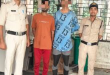 लाल बस में जेब काटने वाले दो शातिर अपराधी गिरफ्तार 8 WhatsApp Image 2026 08 17 at 18.11.22