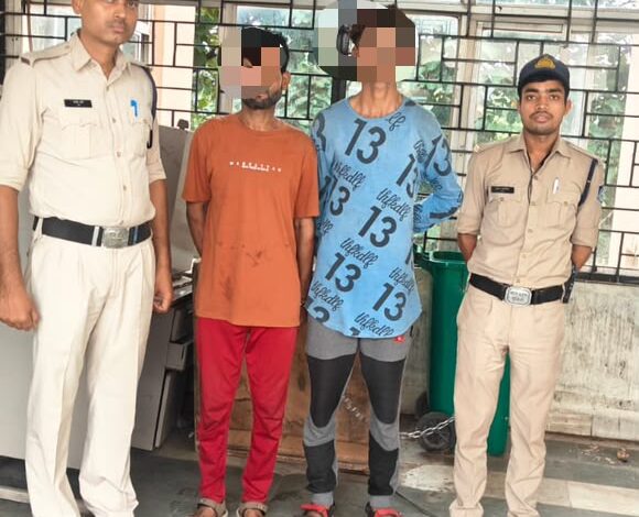लाल बस में जेब काटने वाले दो शातिर अपराधी गिरफ्तार 1 WhatsApp Image 2026 08 17 at 18.11.22