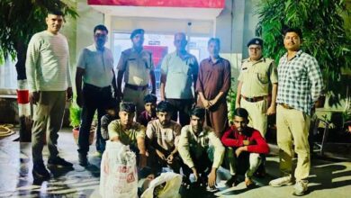 अधारताल में ट्रेनों से वायरिंग चोरी करने वाला गिरोह आरपीएफ के हत्थे चढ़ा 2 02 3