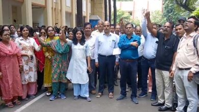 स्वामित्व योजना के पंजीयन से पटवारियों ने बनाई दूरी, कलमबंद आंदोलन की चेतावनी, देखे वीडियो ...... 6 04 8