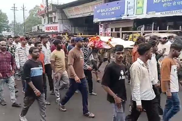 चार साल पुरानी हत्या का बदला लेने मूर्तिकार को मारी थी गोली, आरोपियों की तलाश में शहर से बाहर भी पुलिस की दबिश 1 08 2