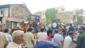 सांवेर में जर्जर मकान तोड़ते समय दीवार गिरी, तीन महिला श्रमिकों की मौत 2 16 09 2026 indore sanwer accident 1 2026916 183516 m