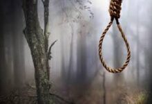 पेड़ से लटका मिला युवक का शव, जांच में जुटी पुलिस 4 2022 6image 15 50 085182565gh