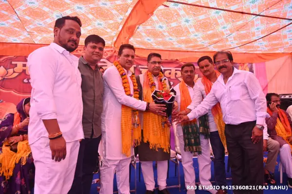 माँ कर्मा देवी चौक का भव्य लोकार्पण, साहू समाज में हर्ष,बड़ी संख्या में समाजबंधुओं की सहभागिता की 1 20260920104440 YuIvOB09