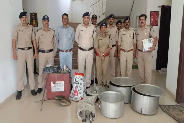 मंदिर चोरी का 24 घंटे में खुलासा, शातिर चोर गिरफ्तार,करीब एक लाख रुपए का माल बरामद, देखे वीडियो .... 1 20260920143105 V11yJcs8
